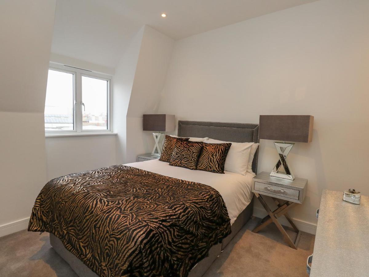 Harbourside Haven Penthouse 1 Apartment เวย์มัธ ภายนอก รูปภาพ