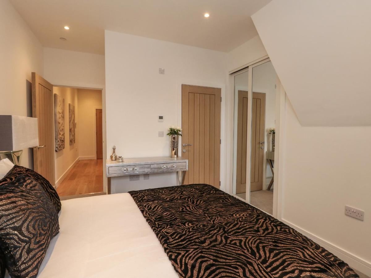 Harbourside Haven Penthouse 1 Apartment เวย์มัธ ภายนอก รูปภาพ