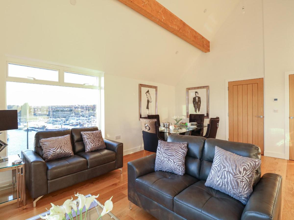 Harbourside Haven Penthouse 1 Apartment เวย์มัธ ภายนอก รูปภาพ